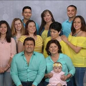 Meet your Posher, Ana gladys